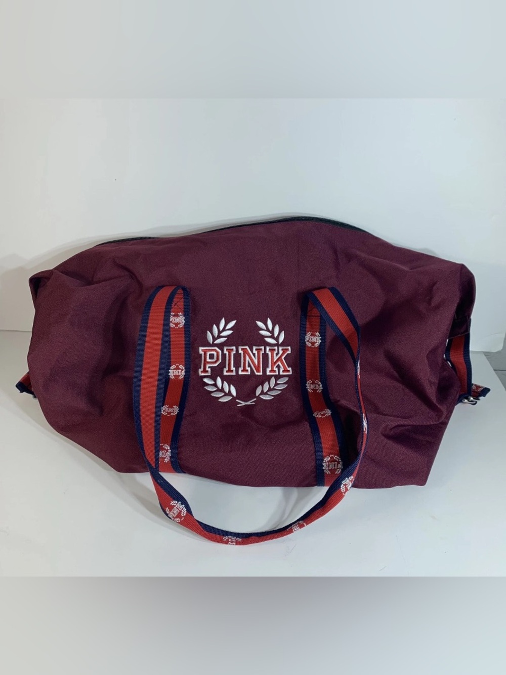 VICTORIA'S SECRET MAROON ORCHID DUFFLE TRAVEL TOTE BAG 18" x 15" x 7"